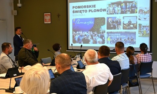 Zdjęcie do Wotum zaufania i absolutorium dla w&oacute;jta Macieja Urbanka za 2025 rok 